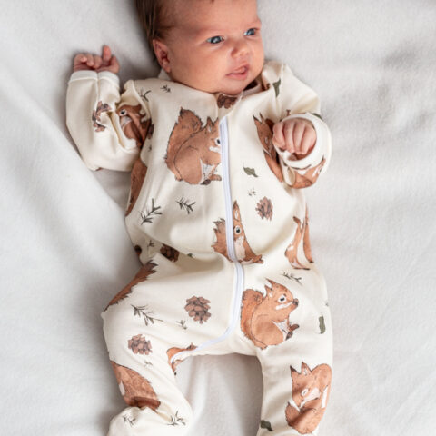 Vauvan unihaalari jalkaterillä | Hilla Clothing